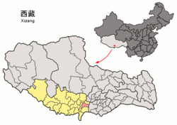 Vị trí Gyangzê (đỏ) tại Xigazê (vàng) và Tây Tạng