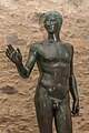 English: Replica of the ancient Roman bronze statue («youngling from Magdalensberg») Deutsch: Replik der antiken römischen Bronzestatue „Jüngling vom Magdalensberg“