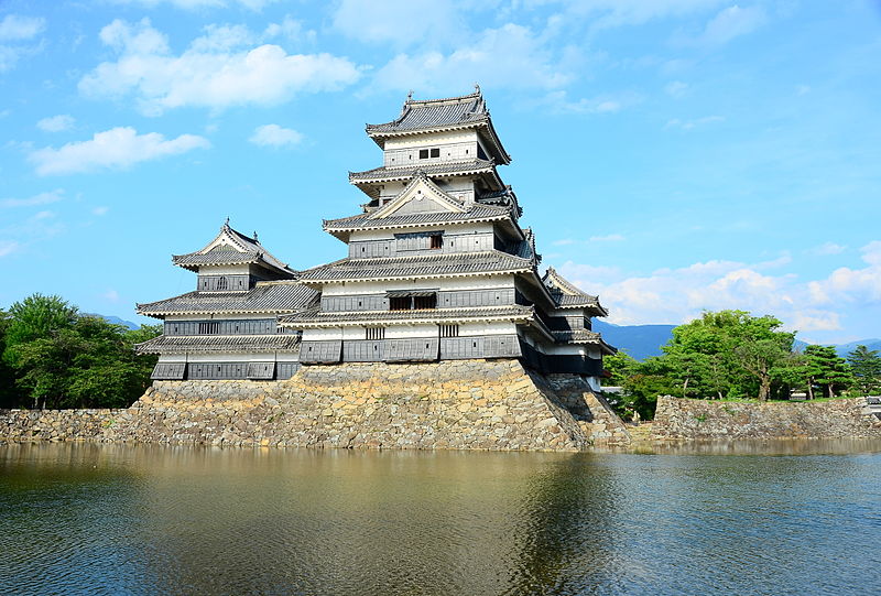 File:Matsumoto castle 4.jpg