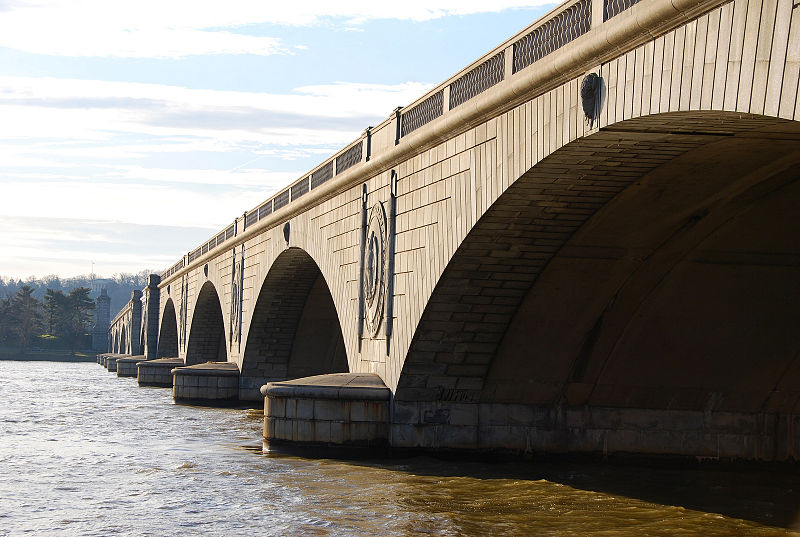 File:Memorial Bridge.jpeg