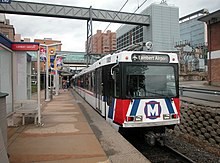 The MetroLink light rail in St. Louis, Missouri, United States Metrolink light rail @ Central West.jpg