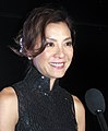 Michelle Yeoh interpreta i due ruoli del Capitano Philippa Georgiou e dell'Imperatrice Philippa Georgiou