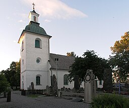 Mikaelikirken eller Västra kirke