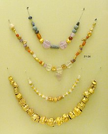 Minoan gold necklaces, 2500-1500 BC, from Mochlos and Platanos