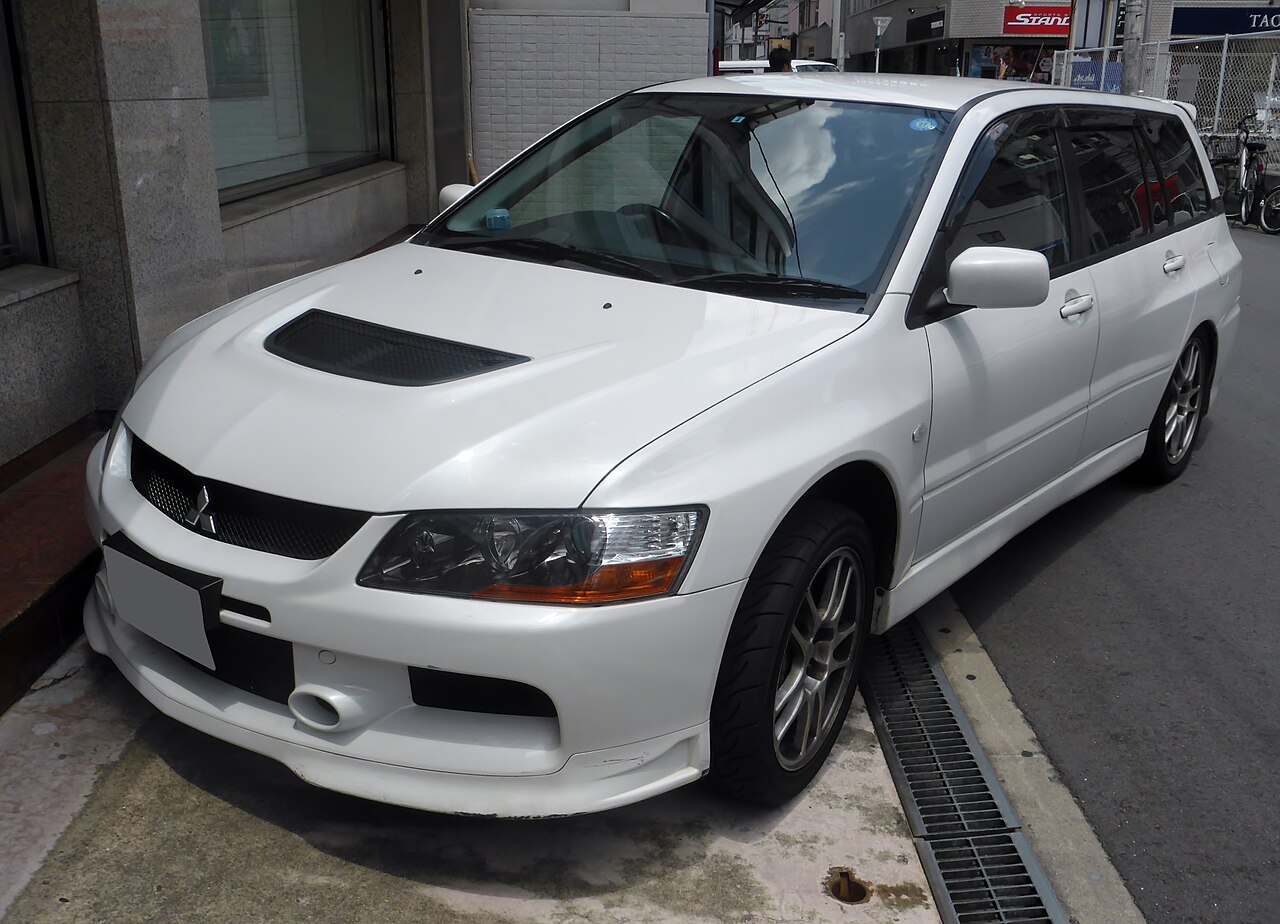 Image of Mitsubishi LANCER Evolution WAGON MR GT-A (CT9W) front