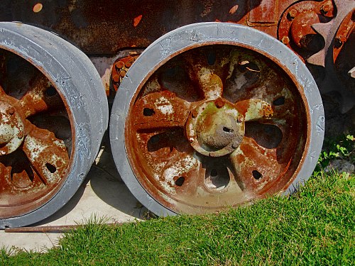 Wheel-Chain of an abandoned Tank. Iran-Iraq war-Tehran, Iran