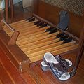 25-note flat/radiating pedalboard on an electro-mechanical Wurlitzer organ.