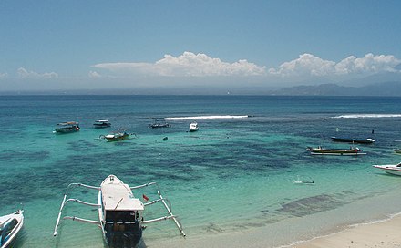 The aqua coloured waters of Mushroom Bay