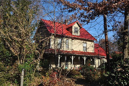 OAKTON TROLLEY STATION