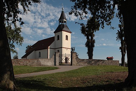 English: Osiecko - the church Polski: Osiecko - kościół fil. p.w. św. Mikołaja, XIV-XIX
