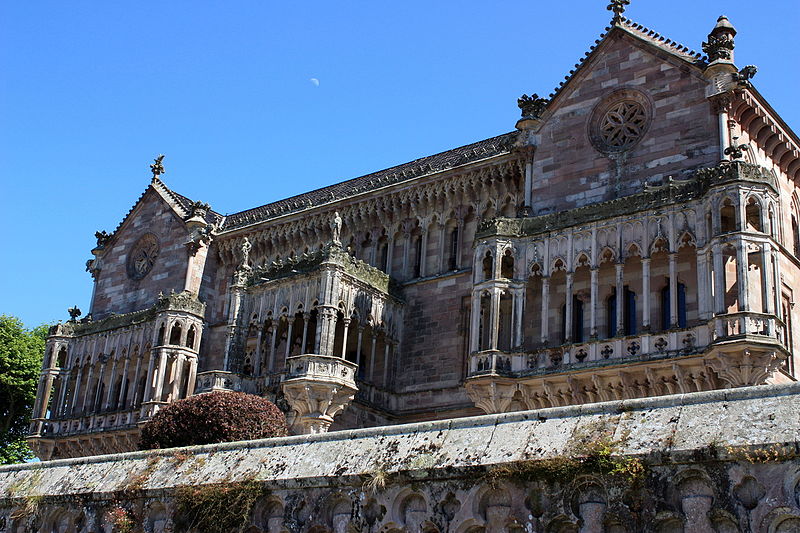 File:Palacio de Sobrellano 2.JPG