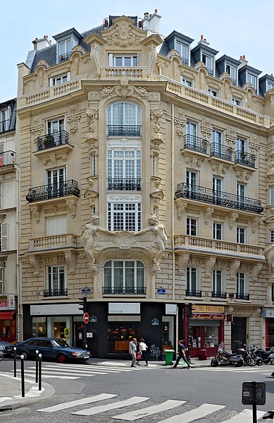 File:Paris Immeuble 16 rue d'Abbeville 2013.jpg