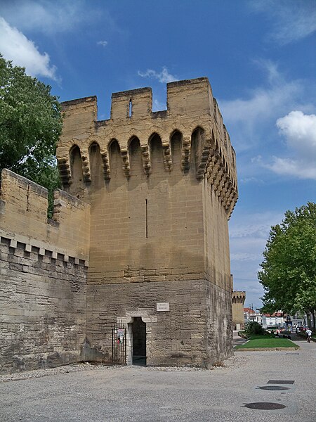 File:Passage Montclar extérieur.jpg