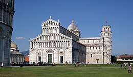 Pisa - Catedral y torre 01.JPG