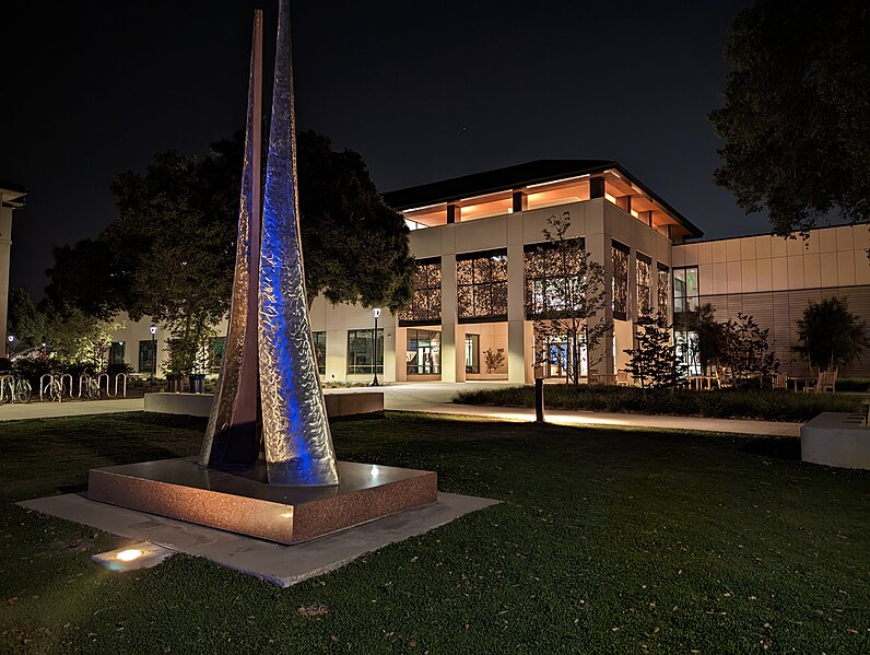 File:Pomona College Center for Athletics, Recreation, and Wellness entrance at night.jpg