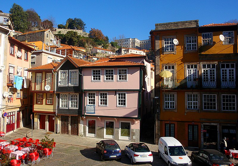 File:Porto (Portugal) (21820303223).jpg