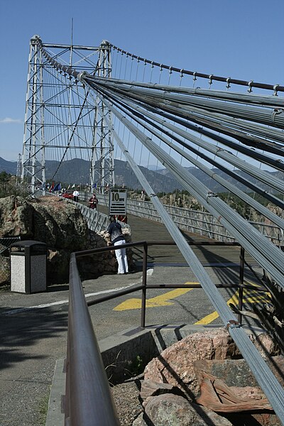 File:Royal Gorge Bridge, Cãnon City, CO.jpg