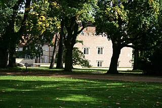 <span class="mw-page-title-main">Rycote House</span> House near Thame, Oxfordshire, United Kingdom