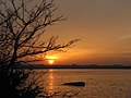 منظره‌ای از غروب خورشید در دریاچه حسین سگر