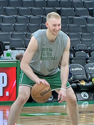 <span class="mw-page-title-main">Sam Hauser</span> American basketball player