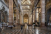 The interior of the basilica of St. Anastasia, characterized by the large cylindrical pillars with Gothic capitals and the great spatiality and brightness of the environment Santa Anastasia (Verona) - Interior.jpg