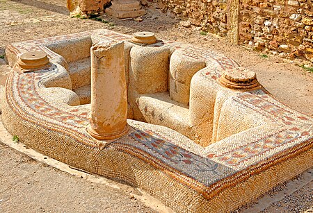 Sbeitla Baptistry Basin.jpg