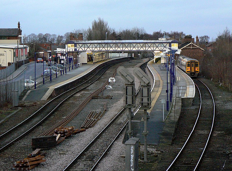 File:Selby Station (geograph 2745308).jpg