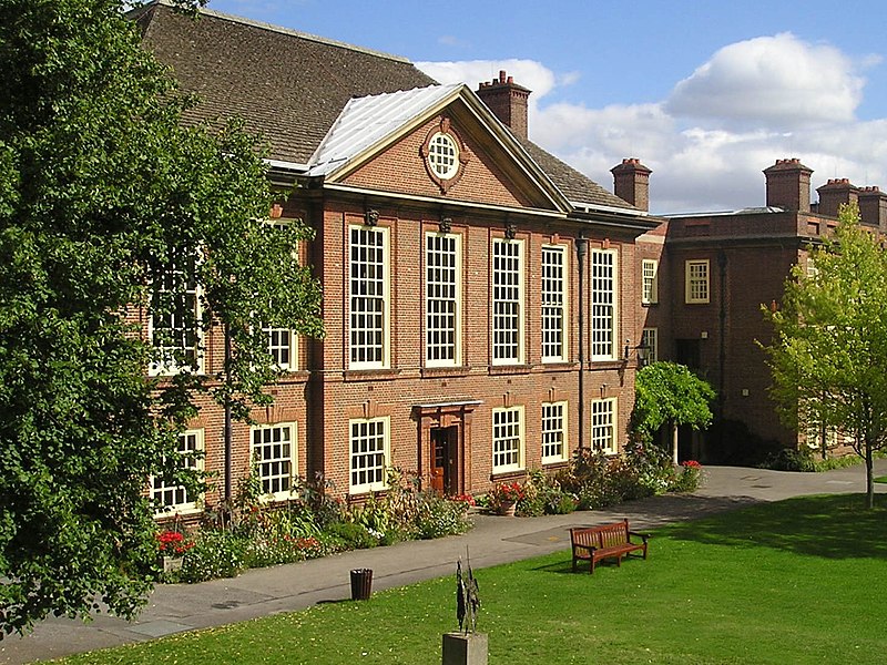 File:Somerville College (cropped).jpg