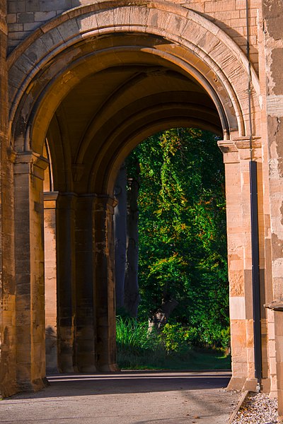 File:St Edward King and Confessor Catholic Church. - panoramio (1).jpg