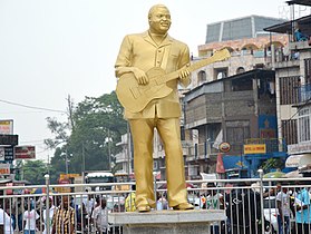 Statue of Franco Luambo Makiadi unveiled in Kinshasa.jpg