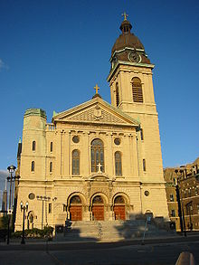 Thanks to immigration, Catholicism became the largest denomination. St. John Cantius, one of Chicago's "Polish Cathedrals" was one of the churches these new immigrants built despite their poverty. Stjohncantius.JPG