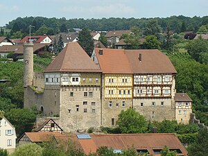 Obere Burg Talheim von Südwesten gesehen.