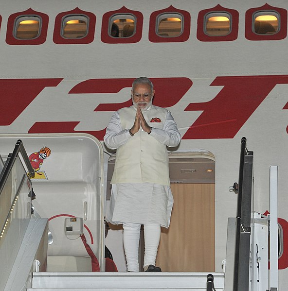 File:The Prime Minister, Shri Narendra Modi arrives at Julius Nyerere Airport, Dar es Salaamon, in Tanzania on July 09, 2016.jpg