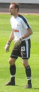 Starke playing for Paderborn 07 in 2006 Tom Starke SCP.jpg
