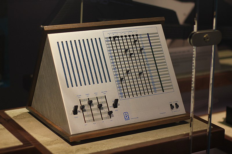 File:Triadex Muse synthesizer (1972), Computer History Museum.jpg