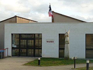 <span class="mw-page-title-main">Trois-Palis</span> Commune in Nouvelle-Aquitaine, France