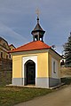 Čeština: Památkově chráněná kaple v Radimovicích, části obce Všeruby English: Chapel in Radimovice, part of Všeruby, Czech Republic.