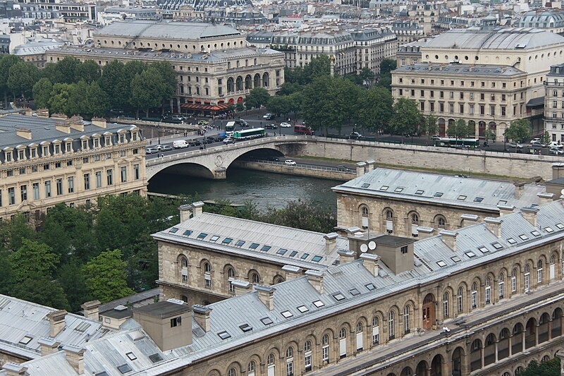 File:View from Notre-Dame de Paris, April 2011 003.jpg