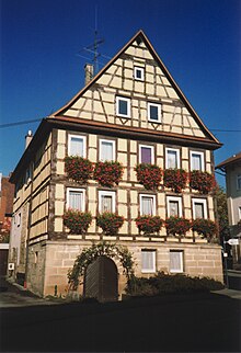 Das Fachwerkgebäude Weihergasse 1 vor der letzten Fassadensanierung