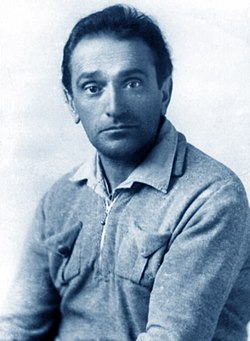 יהודה אלמוג בשנות ה-40