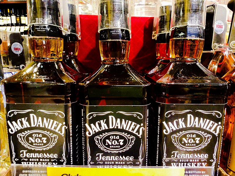 File:"If alcohol is a crutch, Jack Daniels is a wheelchair." - Flickr - Thad Zajdowicz.jpg