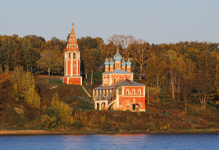 48. Казанская церковь в Тутаеве, Ярославская область