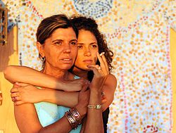 ריטה שוקרון ומיטל גל סויסה בסרט "אנשים כתומים", 2013