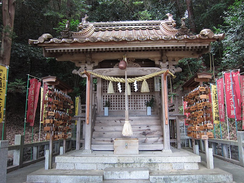 File:十麻里二柱神社 (吉備津神社(福山市)境内社).JPG