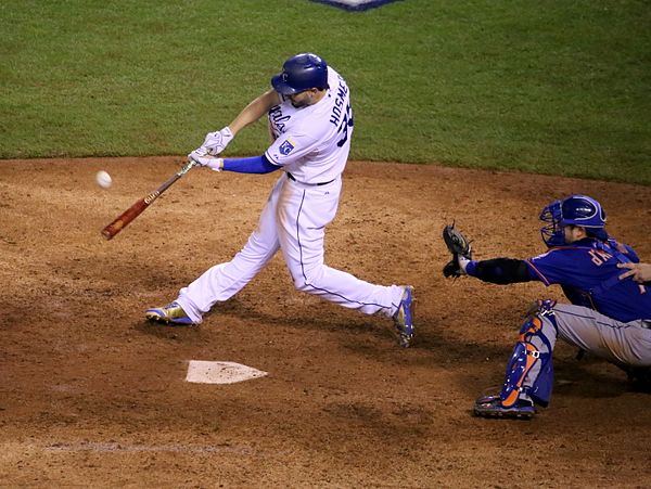 Hosmer's walk-off sac fly in Game 1 of the 2015 World Series