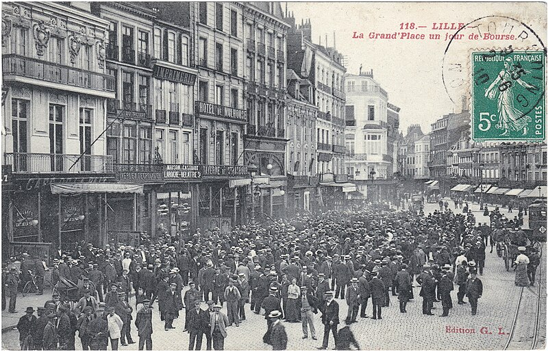 File:118. – Lille. — La Grand'Place un Jour de Bourse.jpg