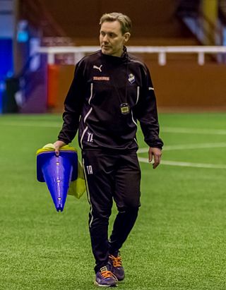 <span class="mw-page-title-main">Thomas Askebrand</span> Swedish football manager