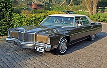 1974 Imperial LeBaron 1974 Imperial LeBaron 4dr Hardtop sedan (YM43).jpg