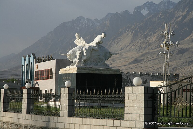 File:2007 08 21 China Xinjiang Karakoram Highway Tashkurgan IMG 7204.jpg