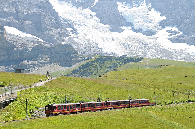 File:2012-07-26 Berner Oberland 5557.JPG